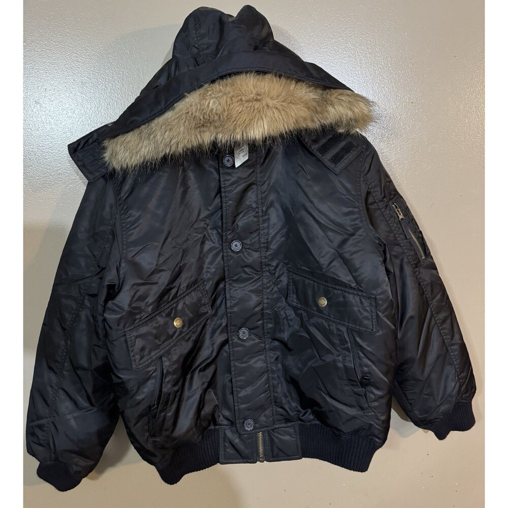 Footlocker Heavy Duty Women’s Size Medium Faux Fur Hood Black Puffer Coat